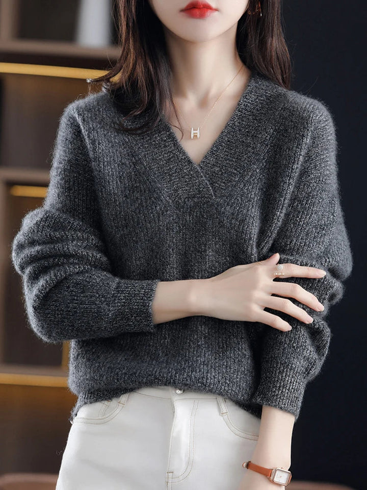 Maurine | Le Pull Col V Minimaliste