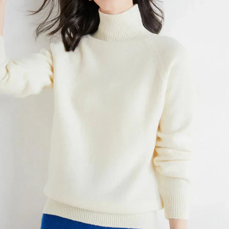 Zoey | Le Pull Classique à Col Montant
